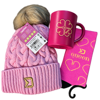 Queen Cadeaupakket – Mok, Wintermuts & Sokken
