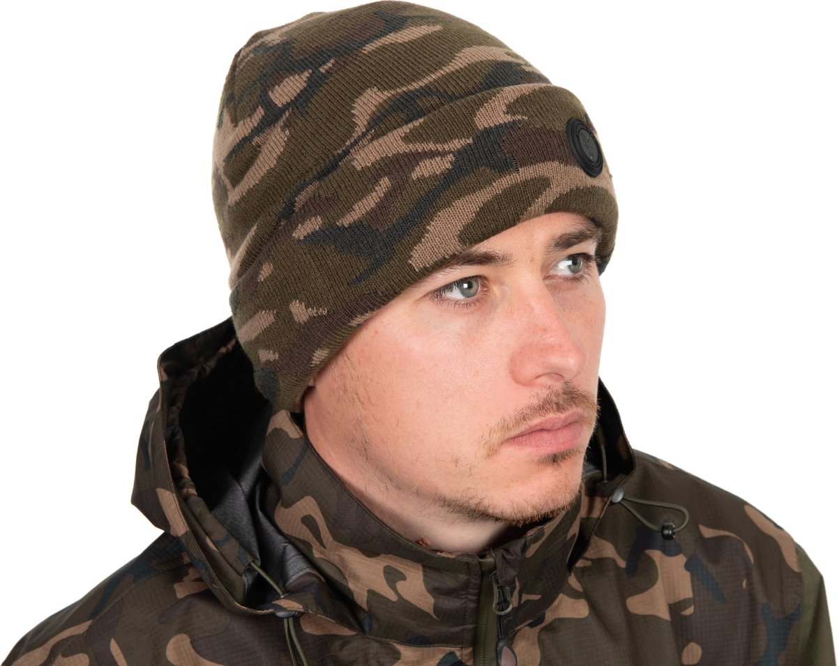Fox Camo Sherpa - Tec Beanie - Muts - dé KarperCentrale
